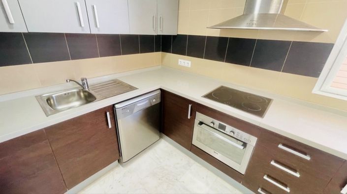 Image No.7-2 Bed Apartment for sale