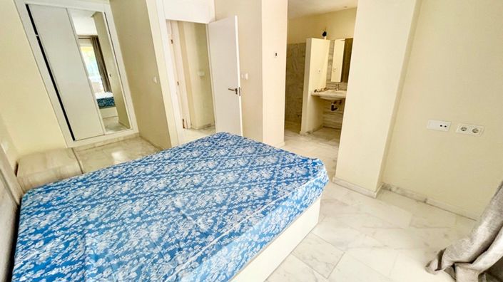 Image No.18-2 Bed Apartment for sale