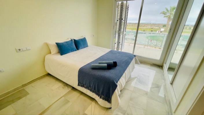 Image No.17-3 Bed Apartment for sale