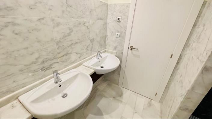 Image No.29-3 Bed Apartment for sale