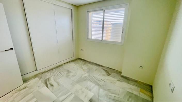 Image No.33-3 Bed Apartment for sale