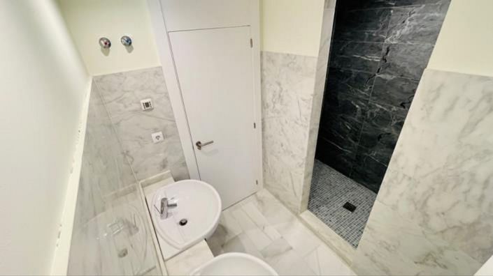 Image No.33-3 Bed Apartment for sale