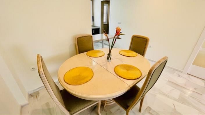 Image No.6-3 Bed Apartment for sale