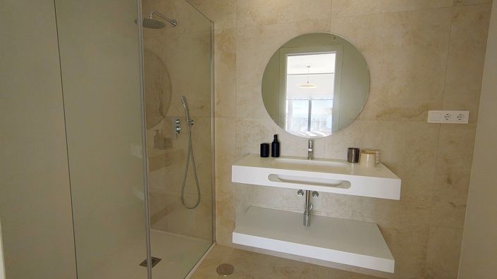 Image No.11-2 Bed Apartment for sale