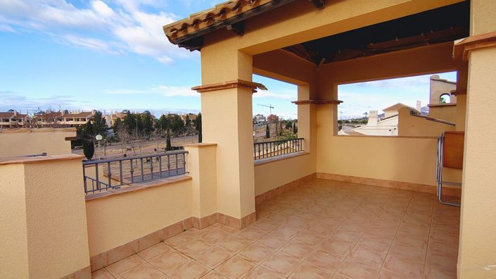 Image No.19-3 Bed House for sale