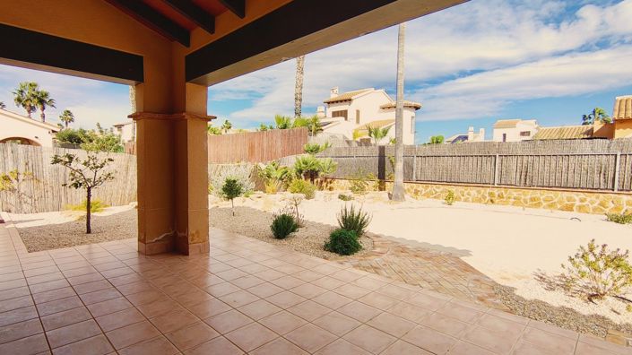 Image No.9-3 Bed House for sale