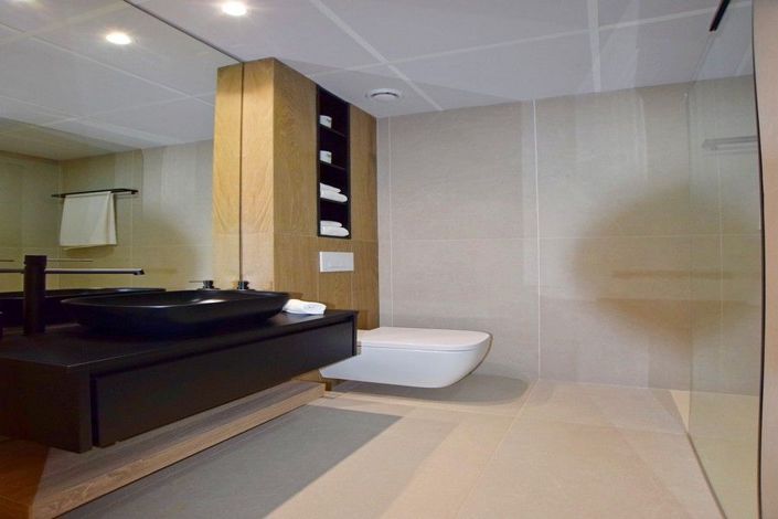 Image No.36-3 Bed House for sale