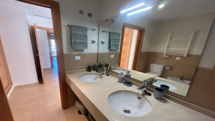 Image No.17-2 Bed Apartment for sale