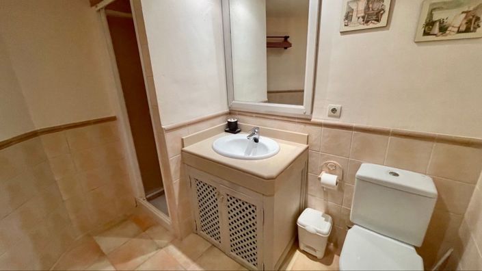 Image No.17-3 Bed House for sale