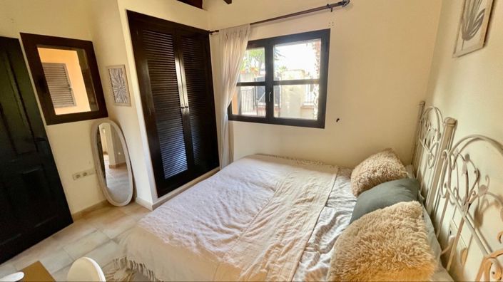 Image No.47-3 Bed House for sale