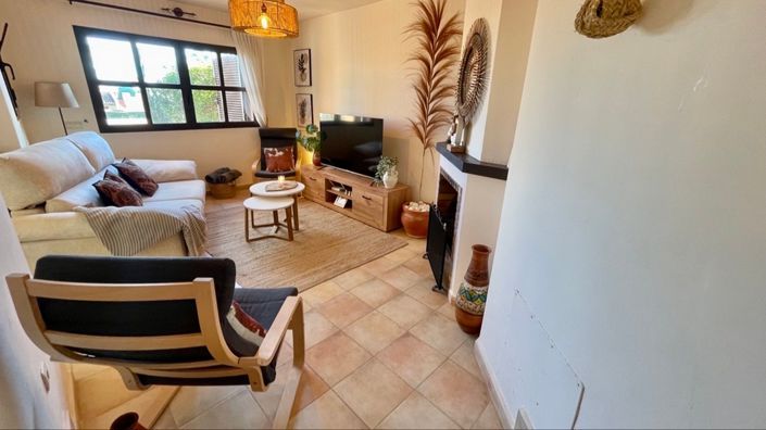 Image No.7-3 Bed House for sale