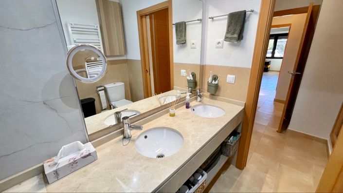 Image No.33-3 Bed Apartment for sale