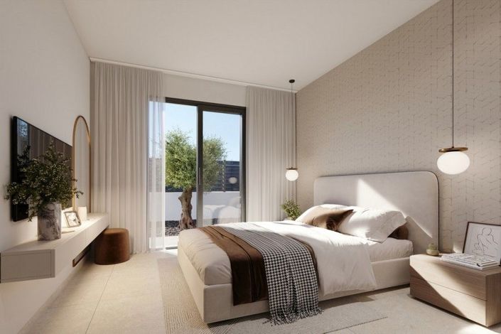 Image No.7-2 Bed House for sale