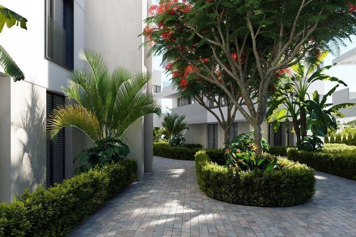 Image No.18-3 Bed Apartment for sale