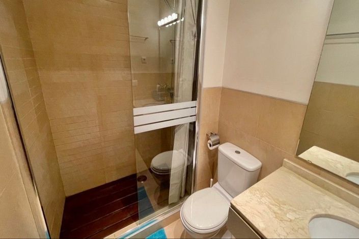 Image No.30-2 Bed Apartment for sale