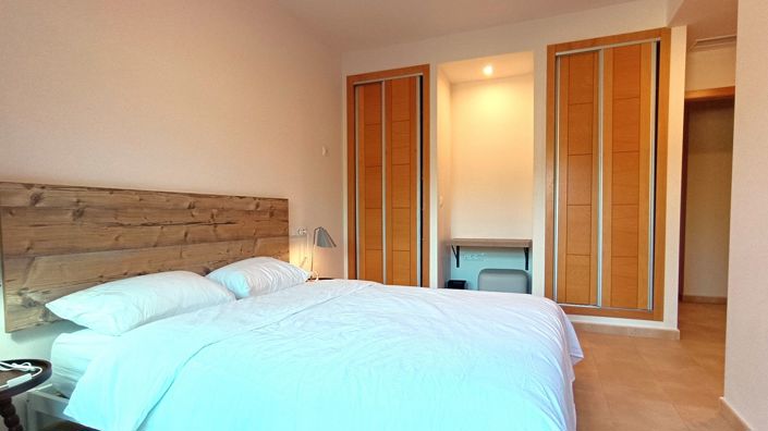 Image No.10-2 Bed Apartment for sale