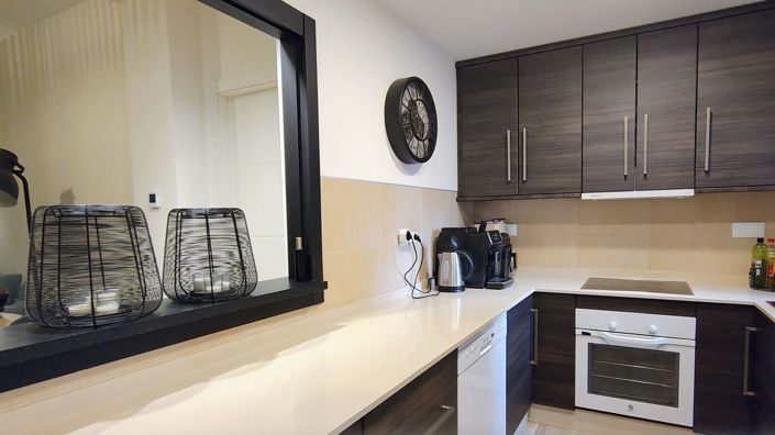 Image No.15-3 Bed Apartment for sale