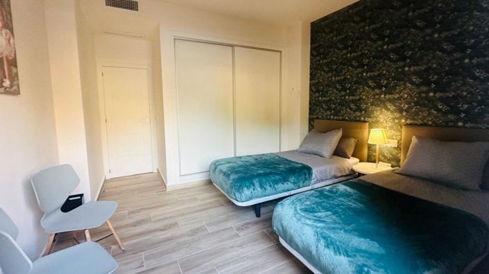 Image No.24-3 Bed Apartment for sale