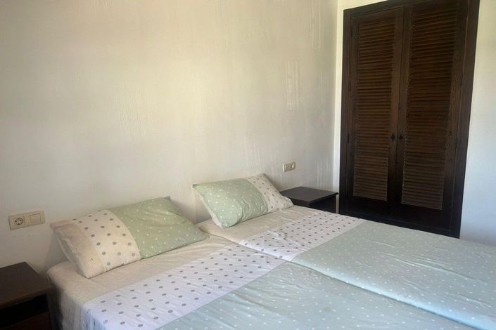 Image No.15-3 Bed Villa for sale