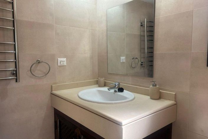 Image No.20-3 Bed Villa for sale