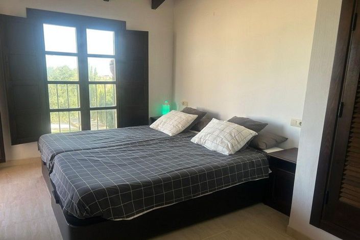 Image No.25-3 Bed Villa for sale