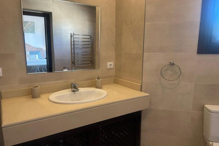 Image No.30-3 Bed Villa for sale