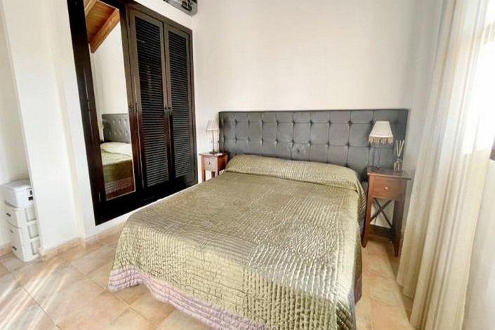 Image No.31-3 Bed House for sale