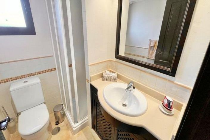 Image No.40-3 Bed House for sale