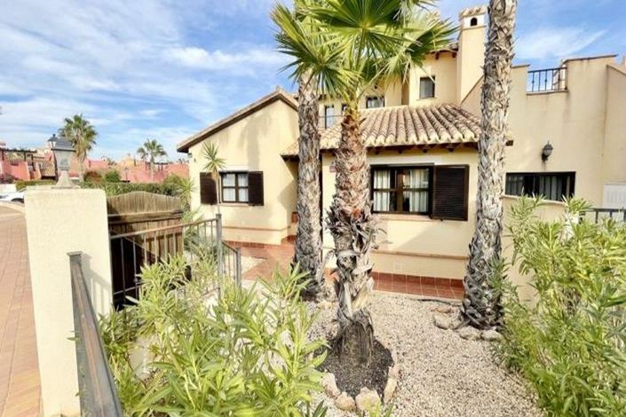 Image No.7-3 Bed House for sale