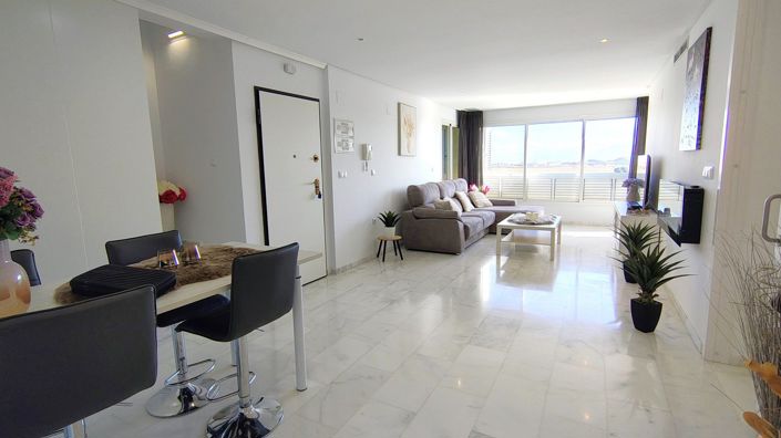 Image No.11-3 Bed Apartment for sale