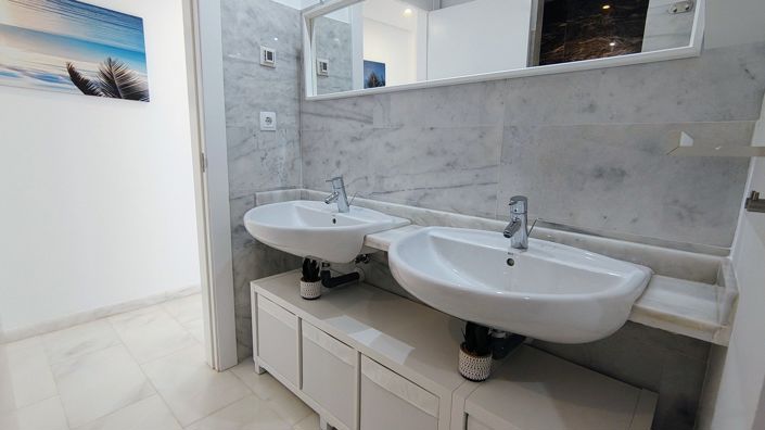 Image No.15-3 Bed Apartment for sale