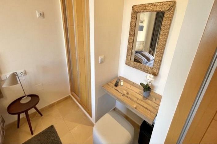 Image No.22-2 Bed Apartment for sale