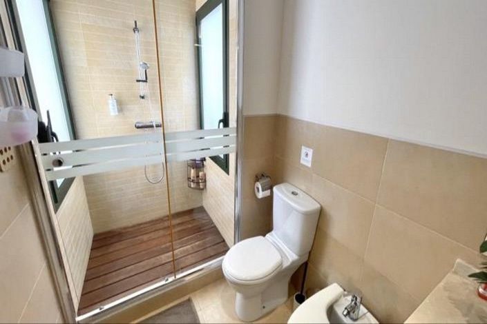 Image No.37-2 Bed Apartment for sale