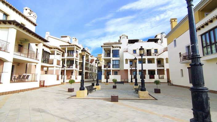 Image No.17-2 Bed Apartment for sale