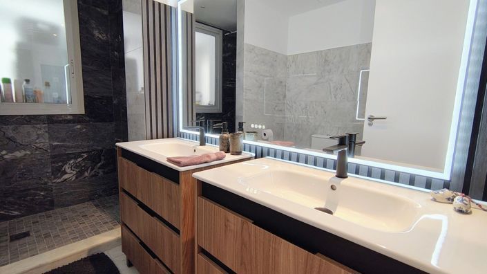 Image No.26-2 Bed Apartment for sale