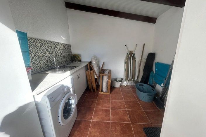 Image No.15-1 Bed Villa for sale