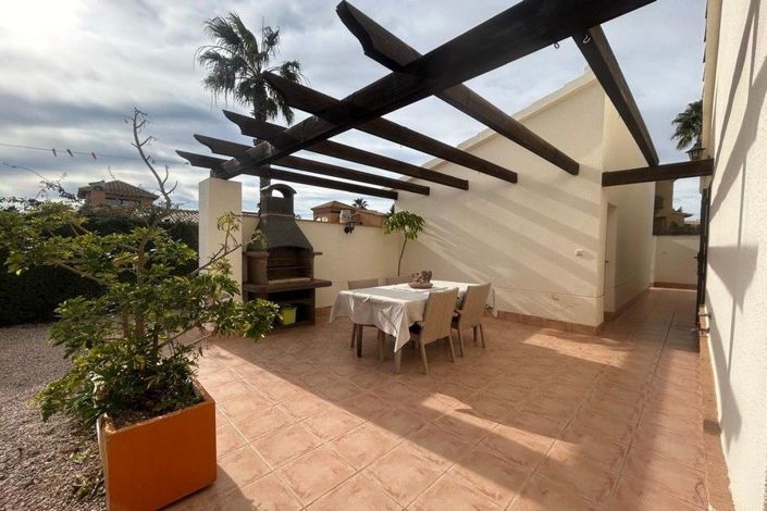 Image No.14-3 Bed House for sale