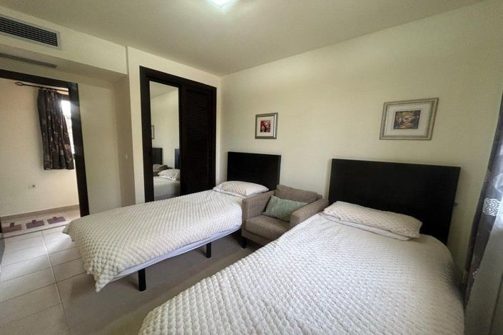 Image No.28-3 Bed House for sale