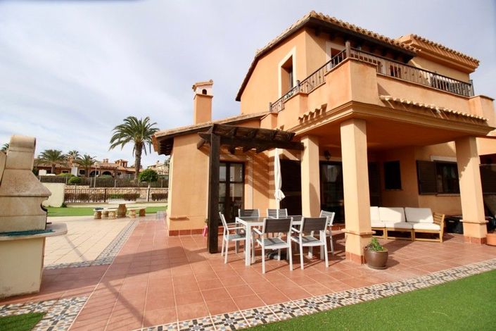 Image No.12-3 Bed House for sale