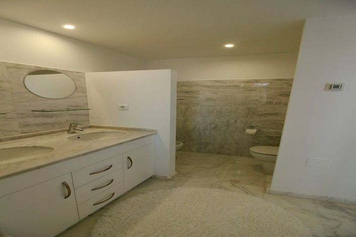 Image No.21-2 Bed Apartment for sale