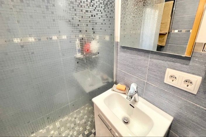 Image No.30-2 Bed Apartment for sale