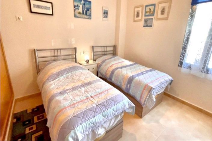 Image No.32-2 Bed Apartment for sale