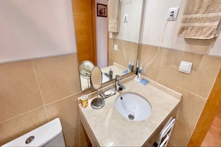 Image No.35-2 Bed Apartment for sale