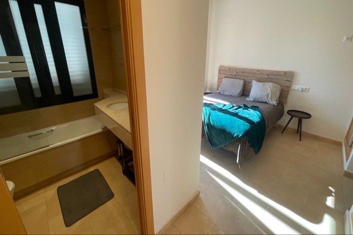 Image No.17-2 Bed Apartment for sale