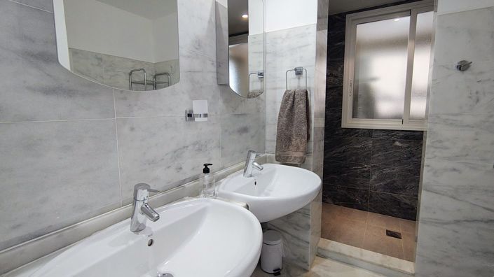 Image No.29-2 Bed Apartment for sale