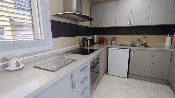 Image No.30-2 Bed Apartment for sale