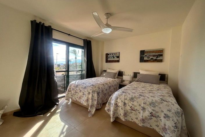 Image No.14-3 Bed Apartment for sale