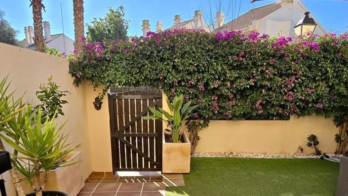 Image No.6-3 Bed House for sale