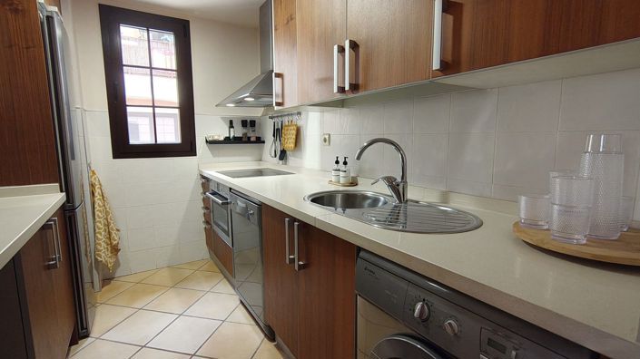 Image No.28-2 Bed Apartment for sale