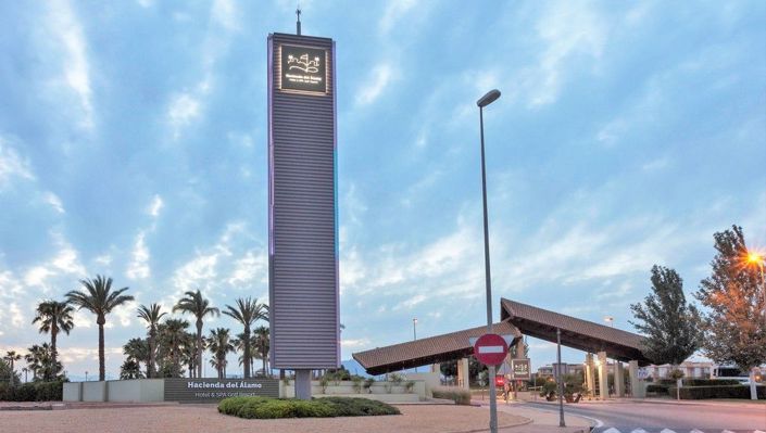 Image No.31-3 Bed Apartment for sale